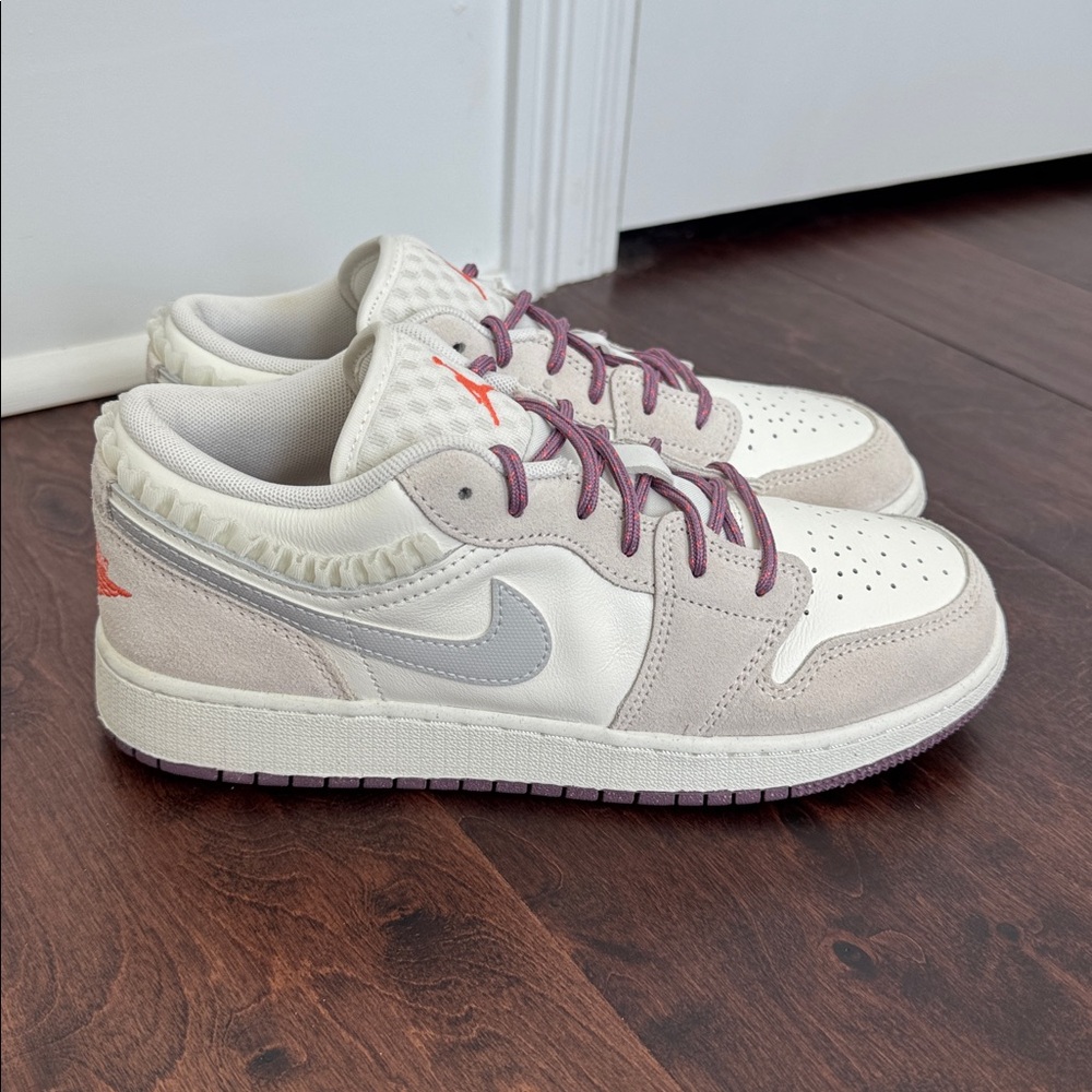 RARE!! Deadstock Nike Air Jordan 1 Low Sail Neutral Grey Girls Sneakers Shoes